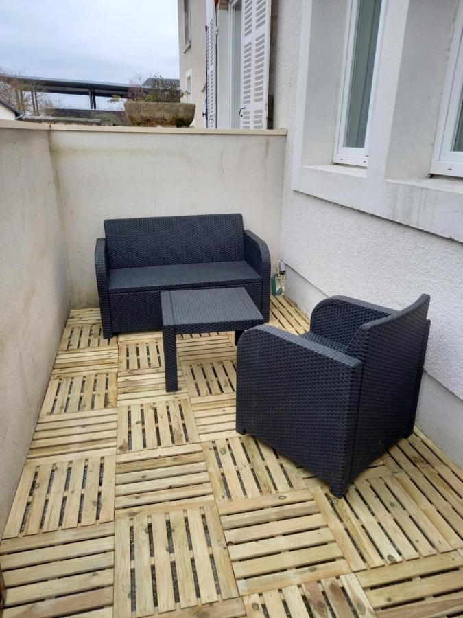 Avec Terrasse En Résidence Calme à Dijon. Appartement